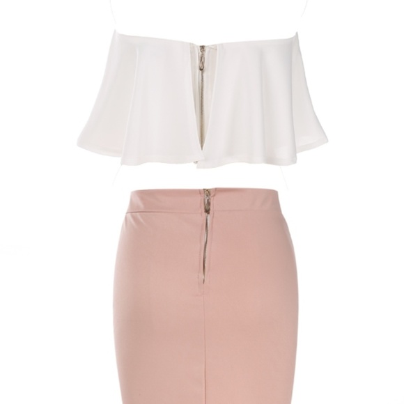 ♡HOST PICK♡♡ Ruffle Crop Top Pencil Skirt SALE - Picture 4 of 8